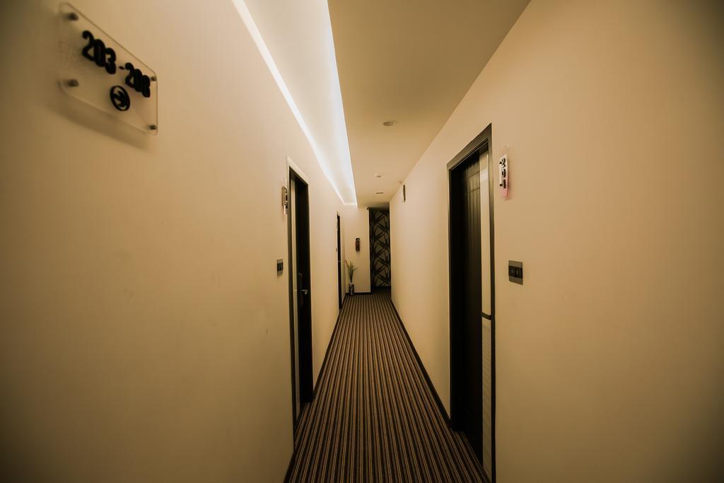 The Spin Hotel Chennai Bagian luar foto