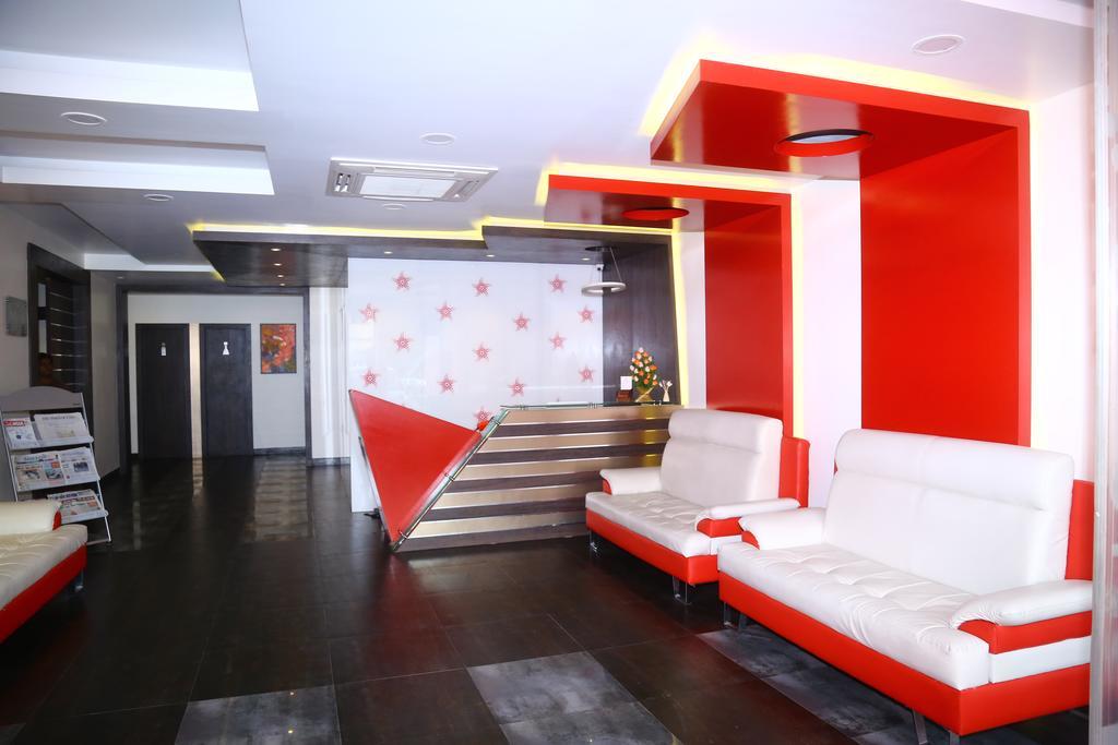 The Spin Hotel Chennai Bagian luar foto